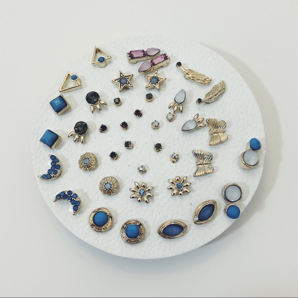 Small Earring Set